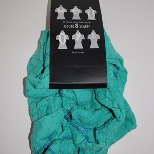 NWT Figure 8 Green Scarf